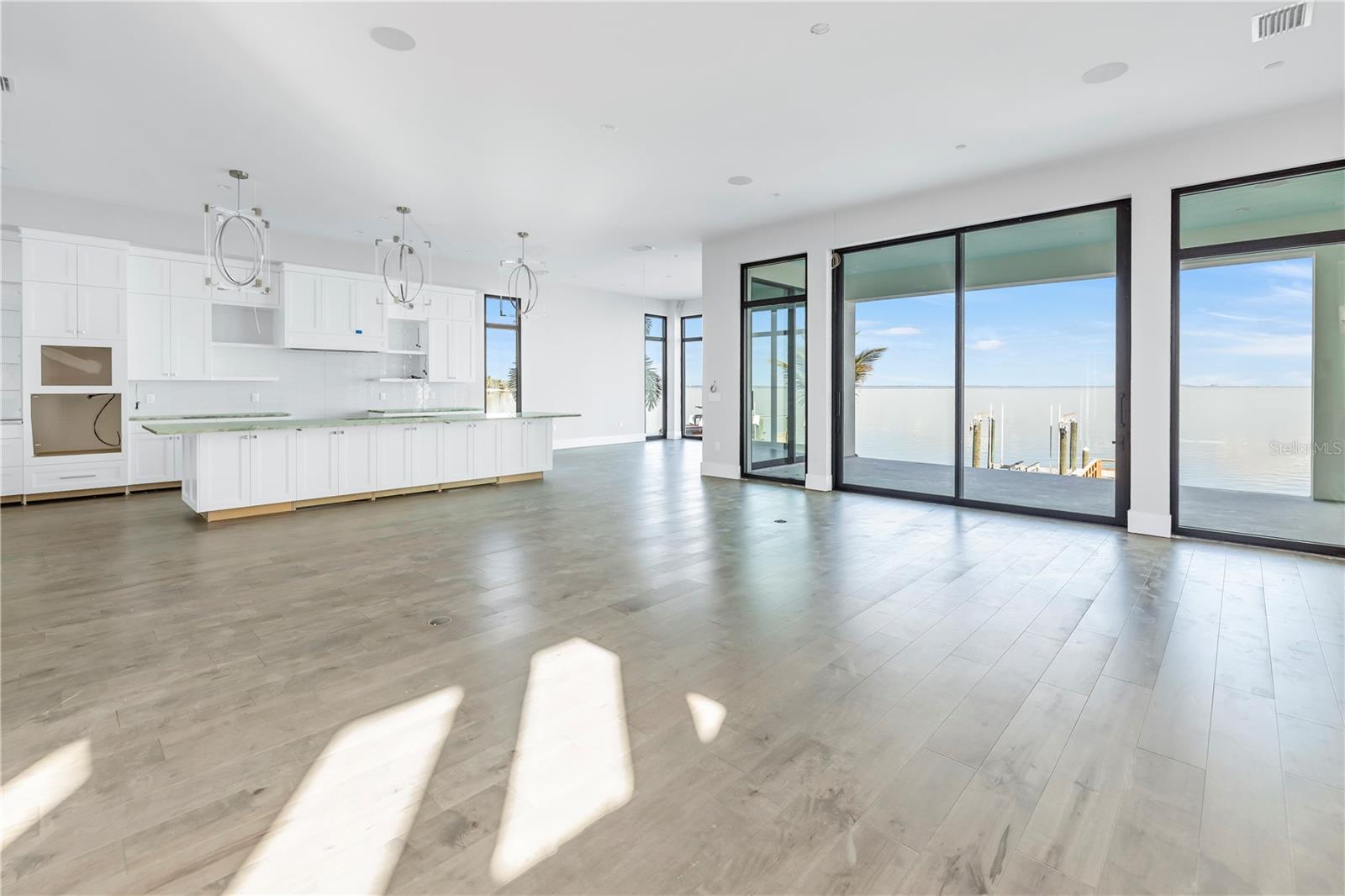 SHORE ACRES OVERLOOK SEC - Residential