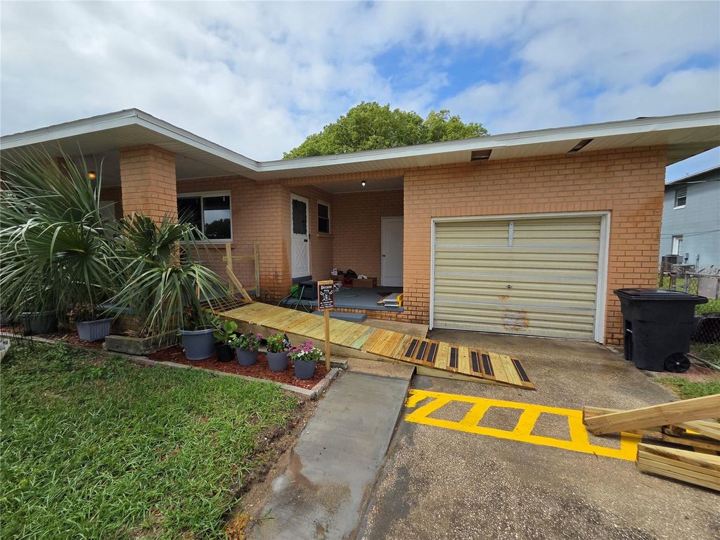 Photo of 1836 S Palmetto Avenue, South Daytona, FL 32119 (MLS # O6363831)