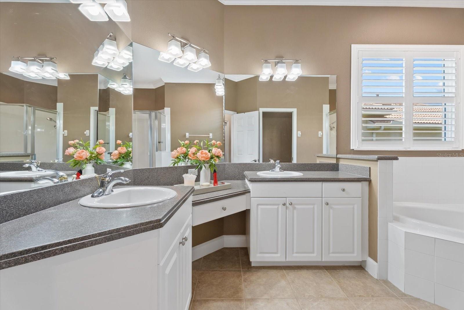 VENETIAN GOLF & RIVER CLUB PHA - Residential