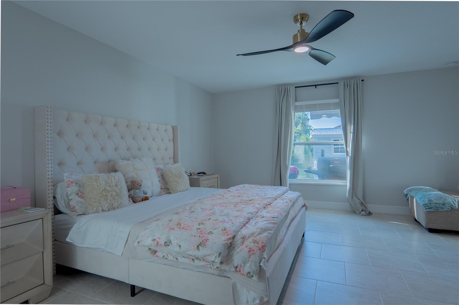 1586 - PORT CHARLOTTE SUB 32 - Residential Lease