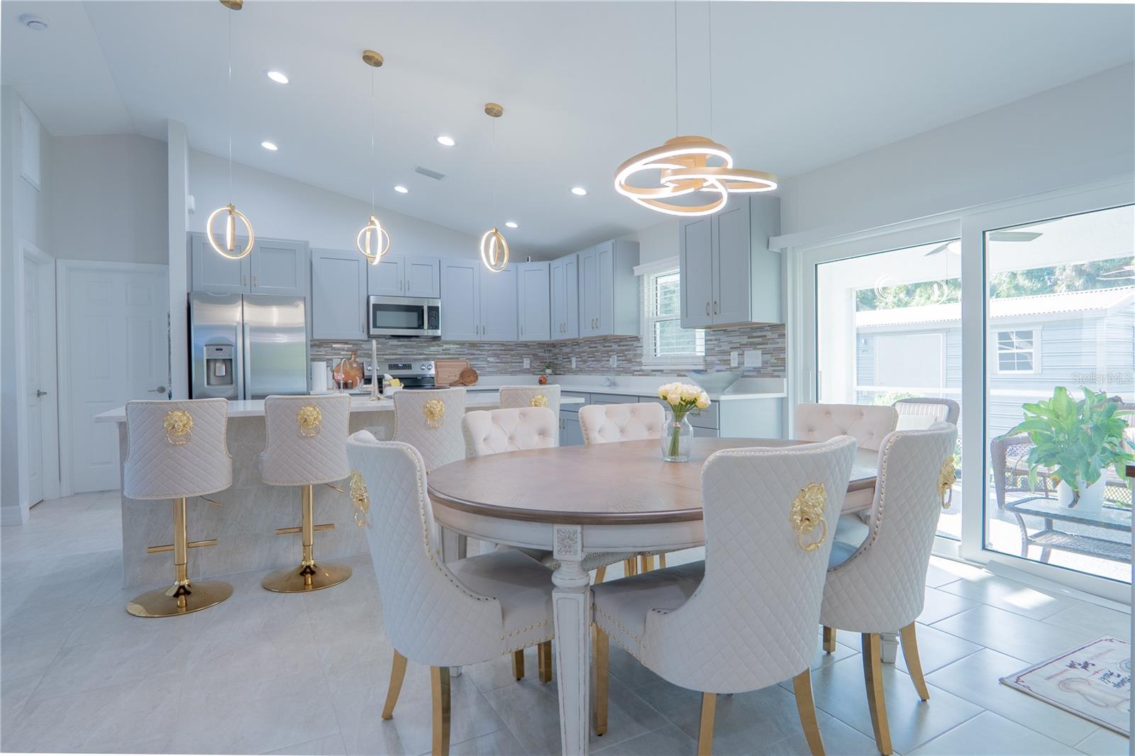 1586 - PORT CHARLOTTE SUB 32 - Residential Lease