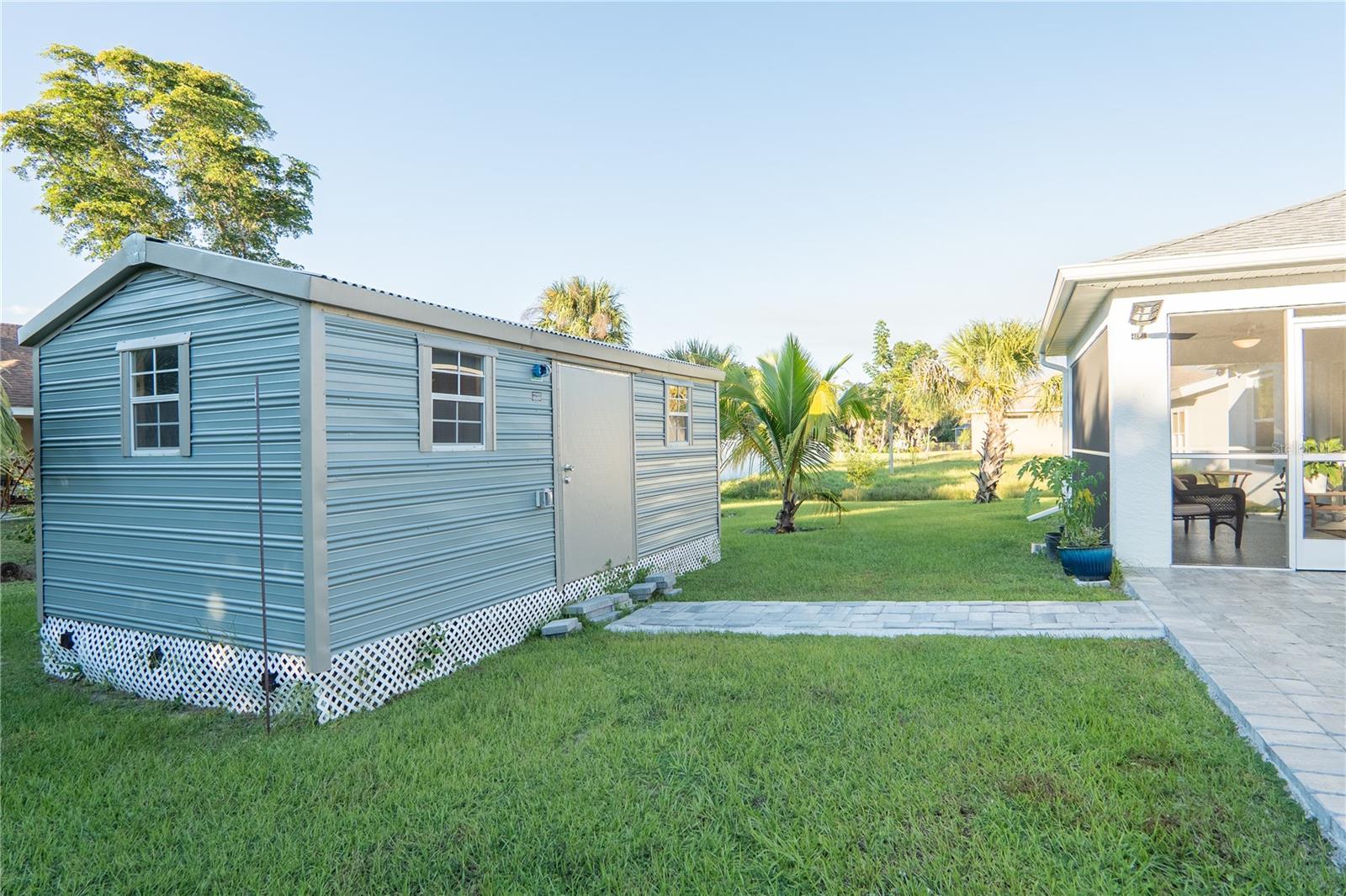 1586 - PORT CHARLOTTE SUB 32 - Residential Lease