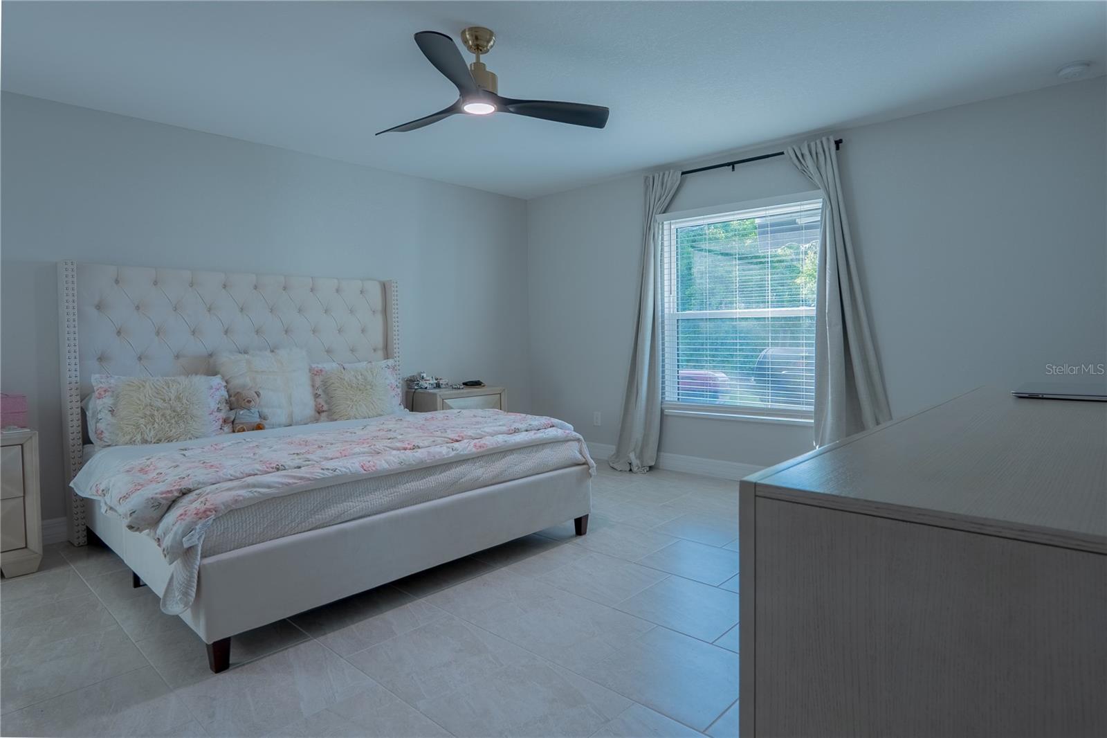 1586 - PORT CHARLOTTE SUB 32 - Residential Lease
