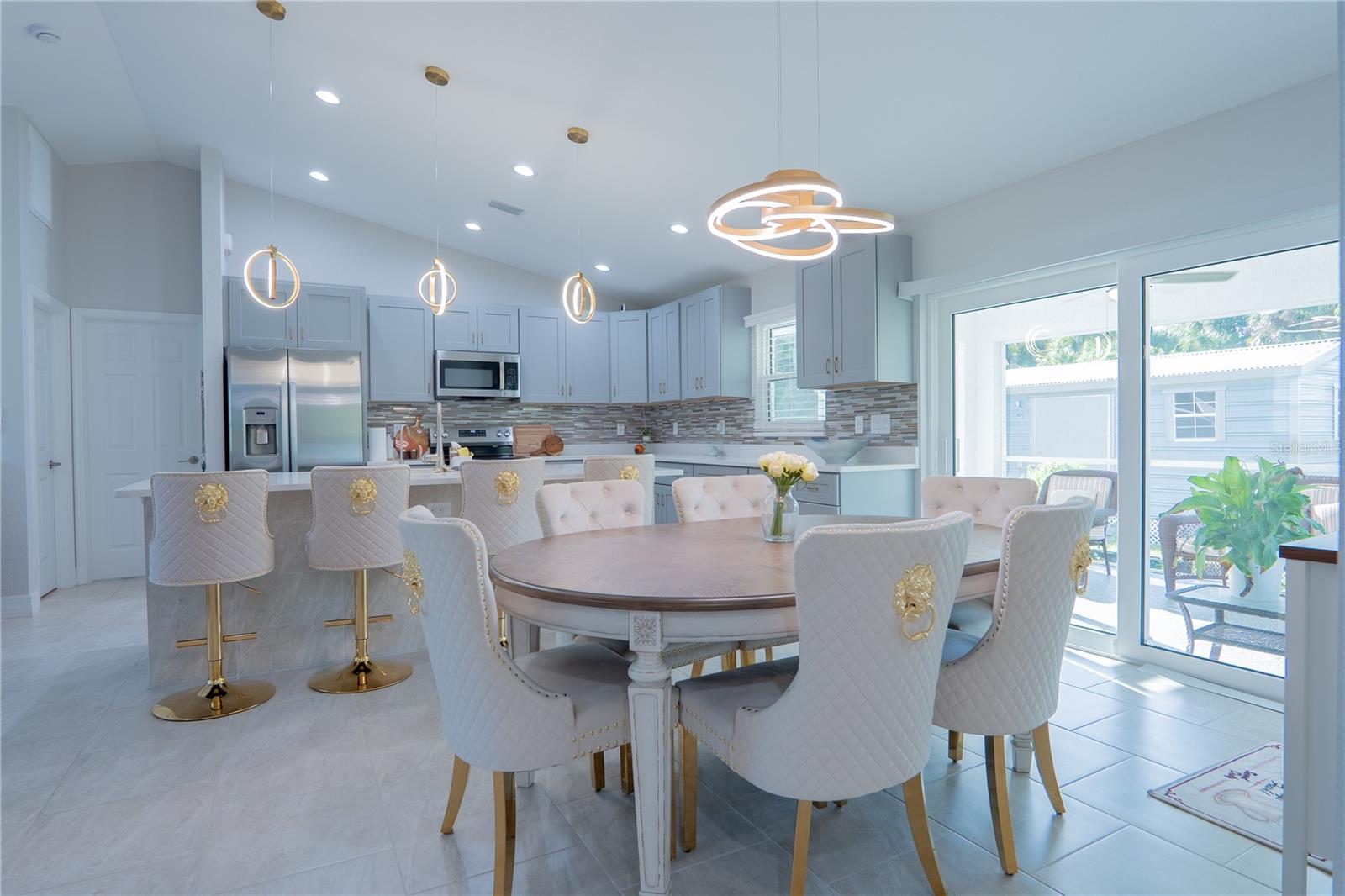 1586 - PORT CHARLOTTE SUB 32 - Residential Lease