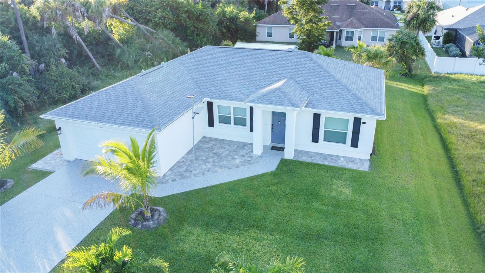 1586 - PORT CHARLOTTE SUB 32 - Residential Lease