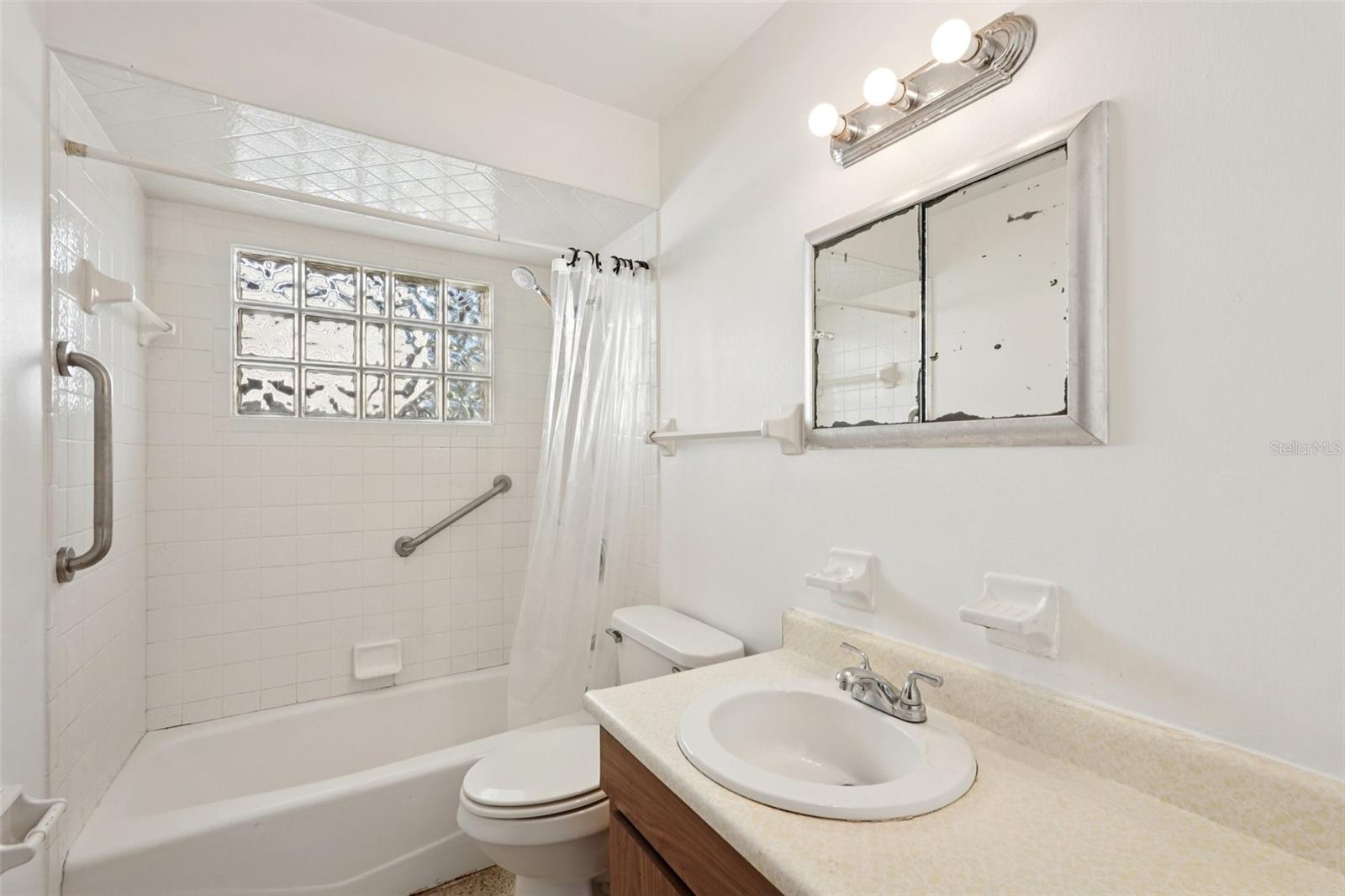 RIDGEWOOD ESTATES 08 ADD - Residential