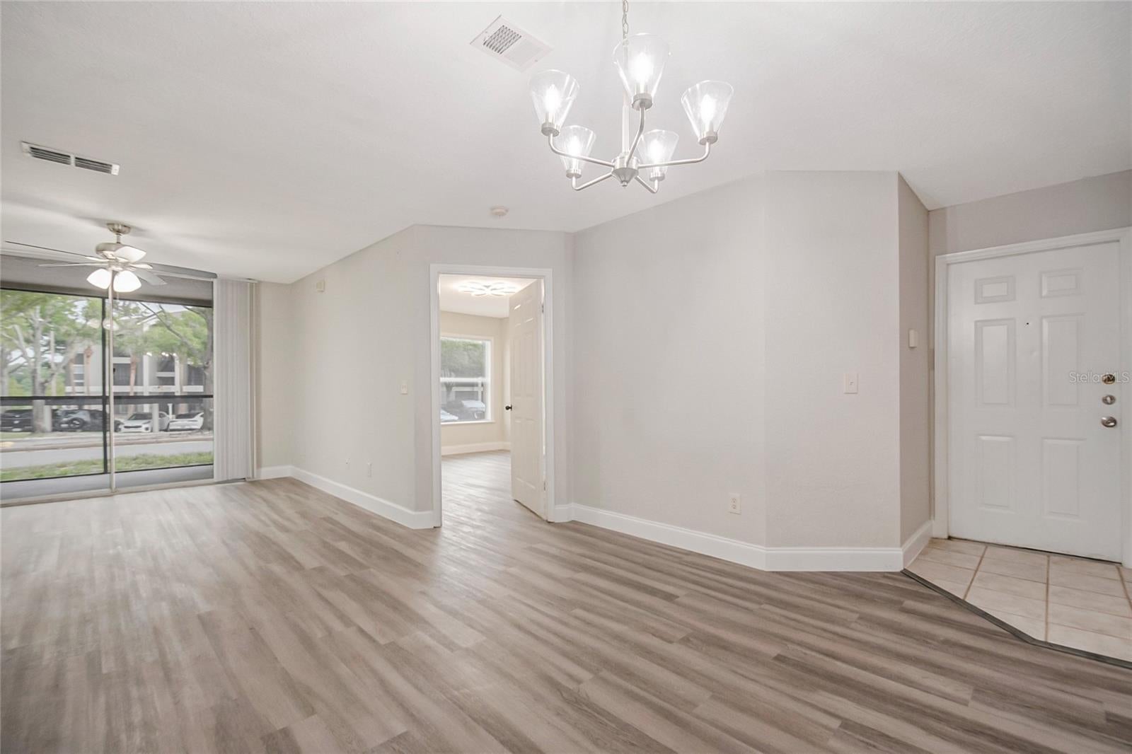 7511 SEURAT STREET 10102