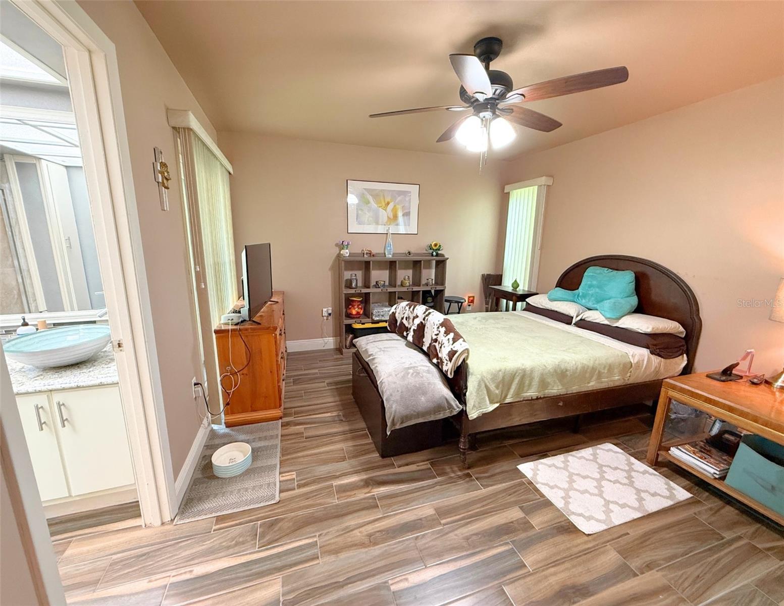 1502 GEORGETOWNE LANE