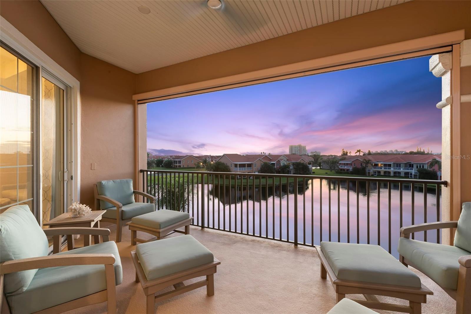 CAPTIVAS AT MARINA BAY CONDO - Residential