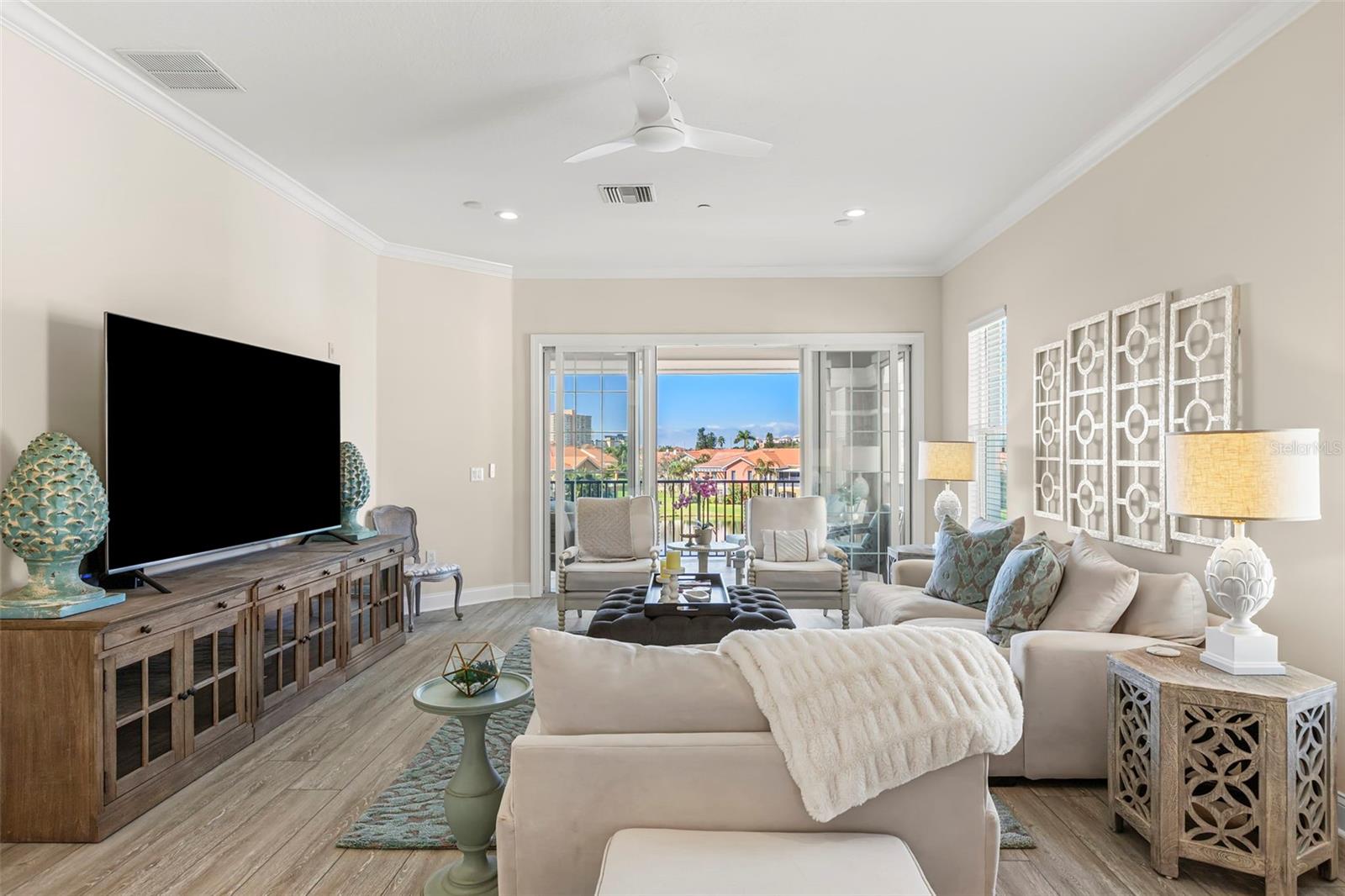 CAPTIVAS AT MARINA BAY CONDO - Residential