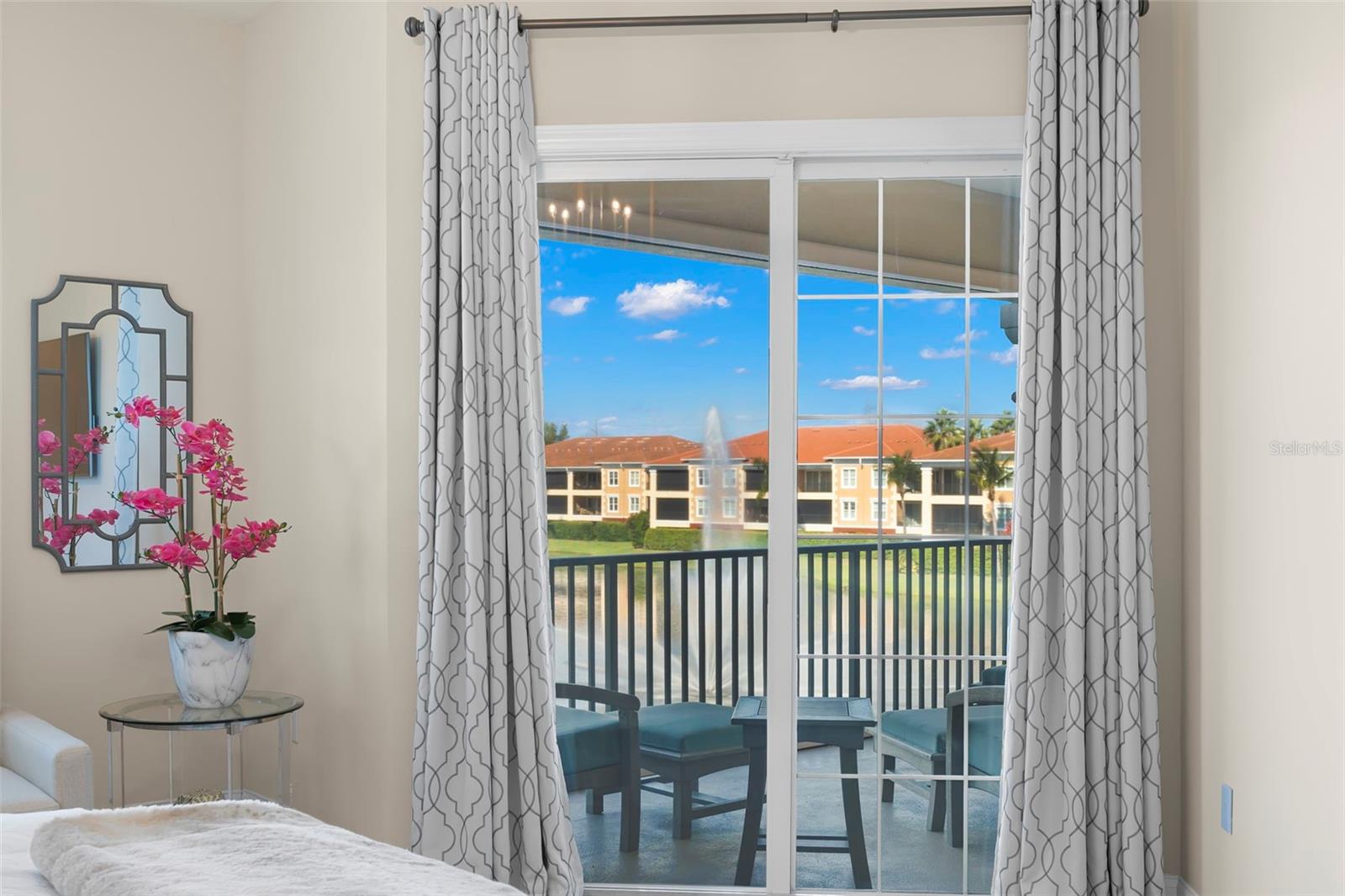 CAPTIVAS AT MARINA BAY CONDO - Residential