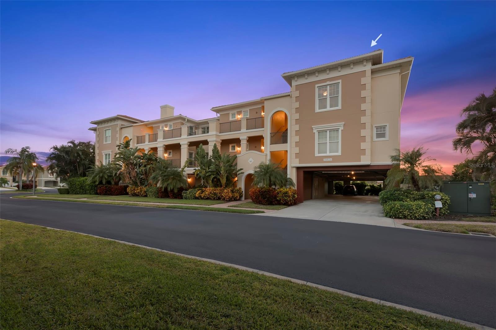 CAPTIVAS AT MARINA BAY CONDO - Residential