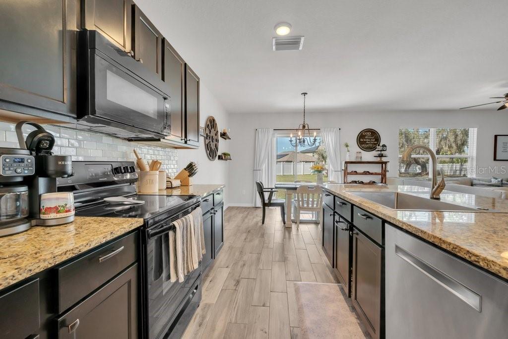 PARK CREEK - Residential