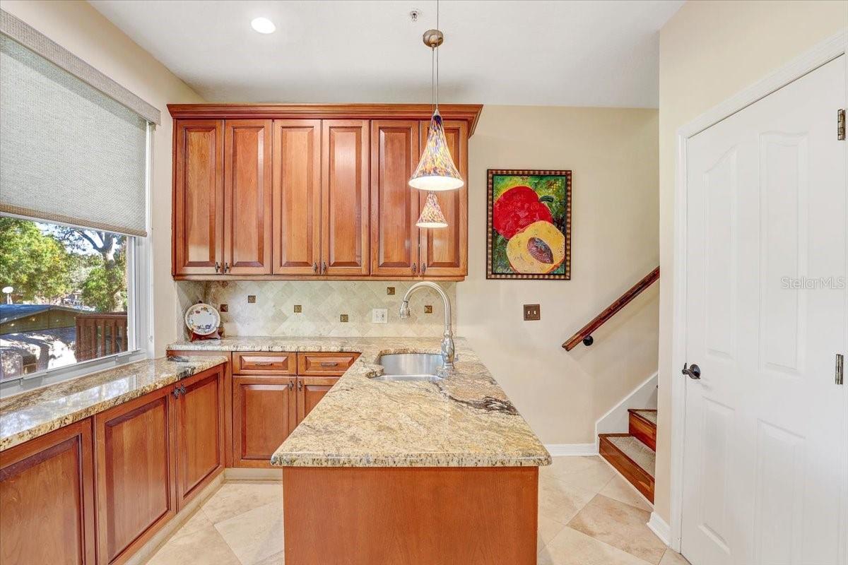 BAYSHORE POINTE TWNHMS PHAS - Residential