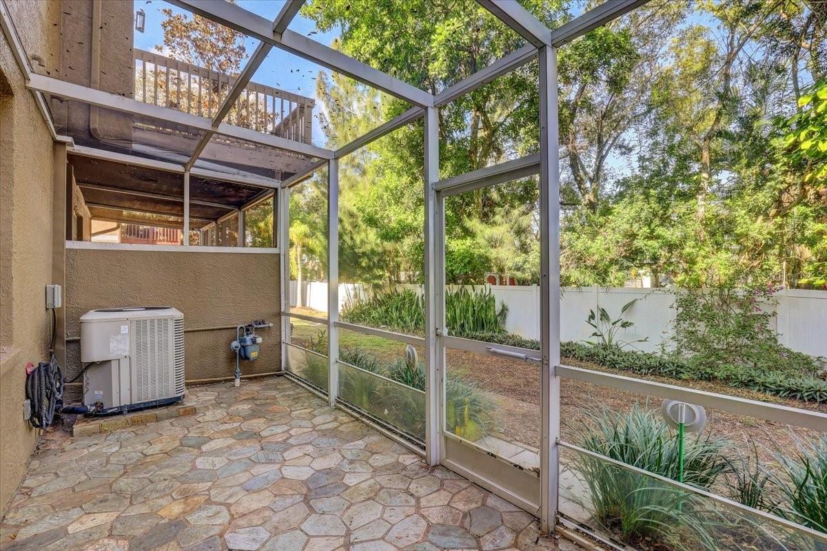 BAYSHORE POINTE TWNHMS PHAS - Residential