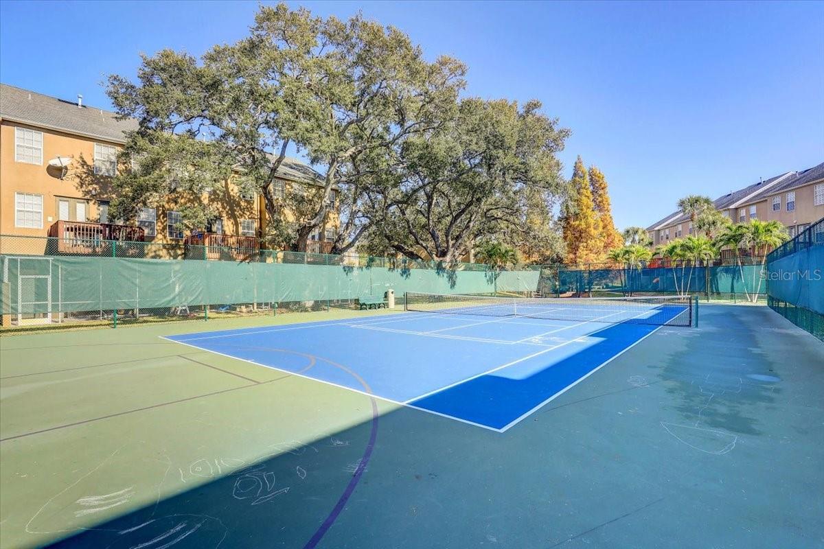 BAYSHORE POINTE TWNHMS PHAS - Residential