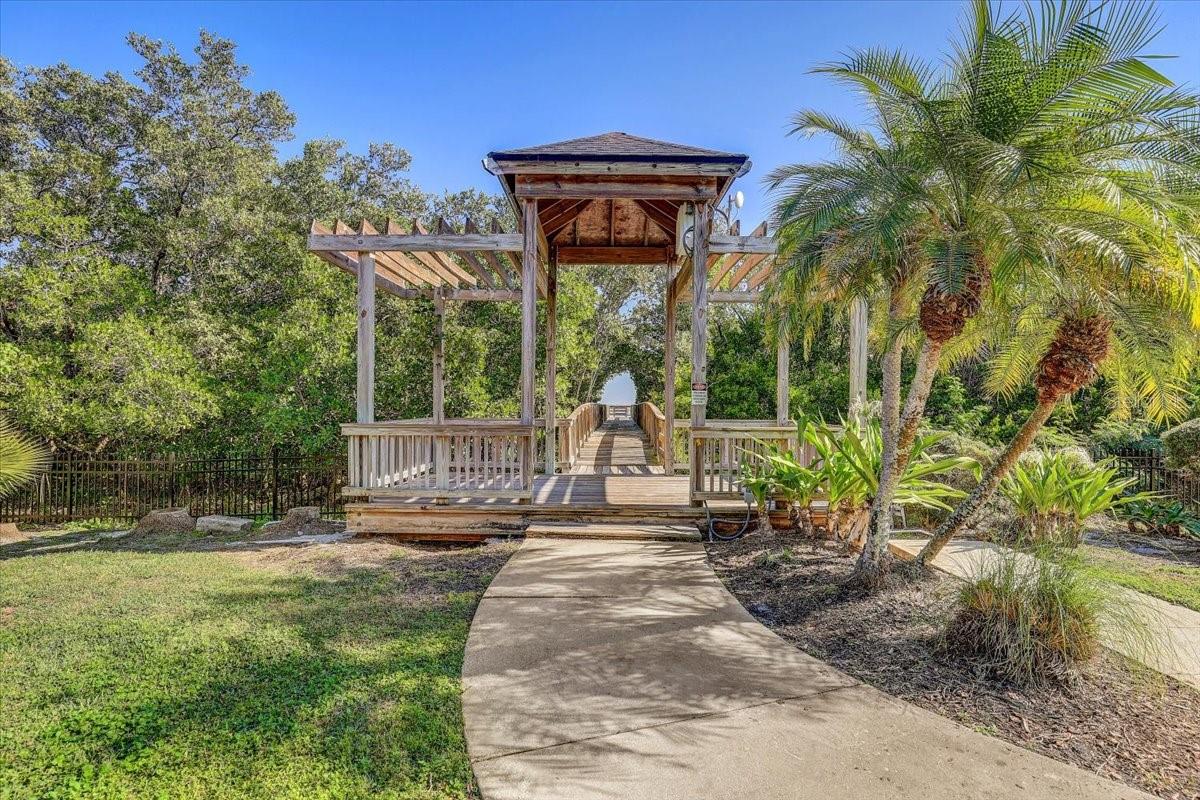 BAYSHORE POINTE TWNHMS PHAS - Residential