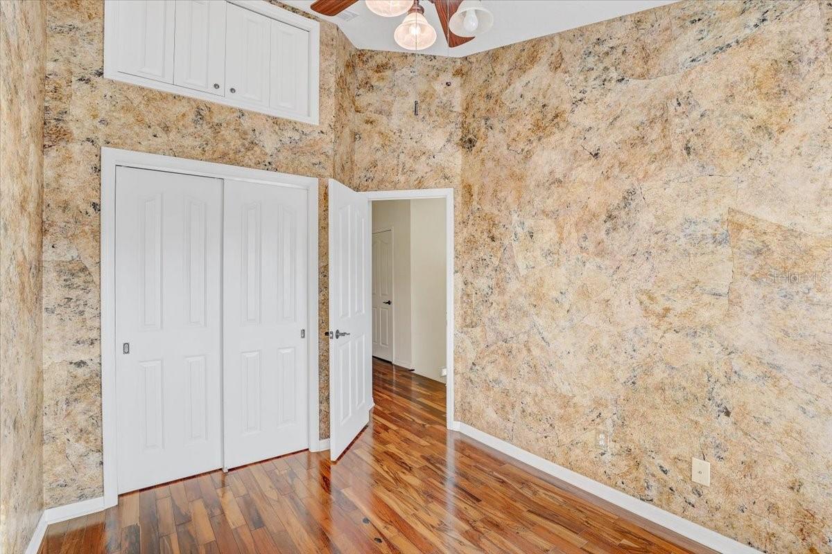 BAYSHORE POINTE TWNHMS PHAS - Residential