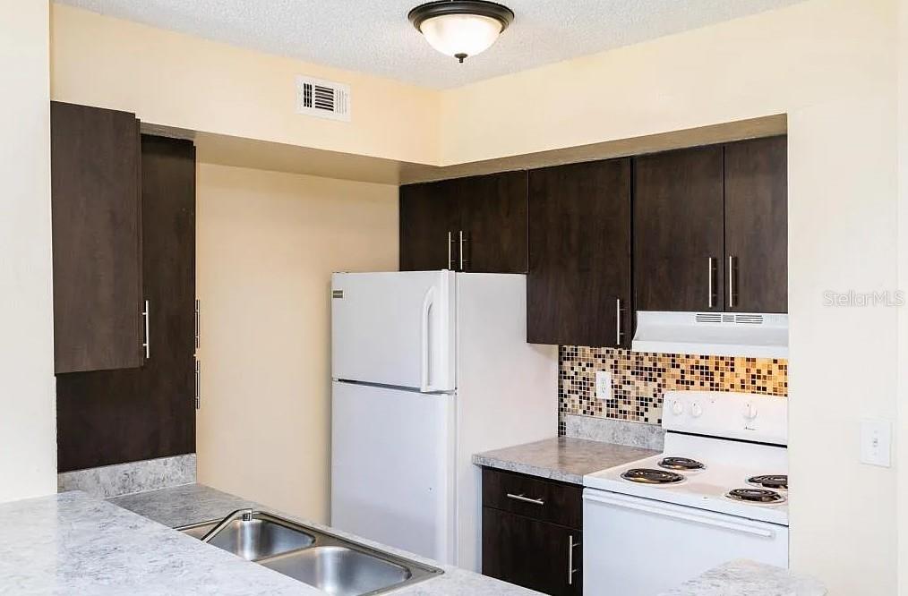 BELLA VISTA CONDO - Residential Income