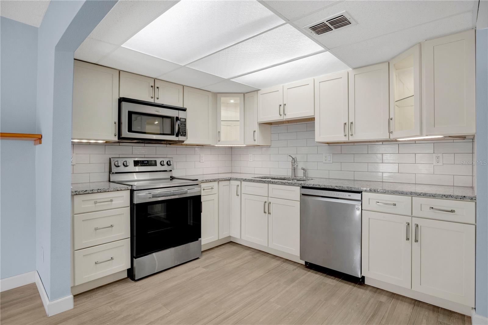 5656 ROYAL PINE BOULEVARD 27