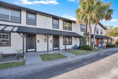 Photo of 5656 Royal Pine Boulevard #27, Orlando, FL 32807 (MLS # O6384013)