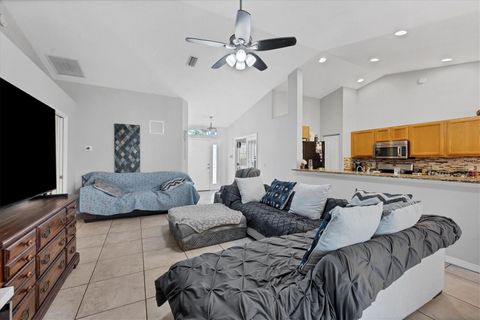 Single Family Residence in BRADENTON FL 531 HUNTER LANE 5.jpg
