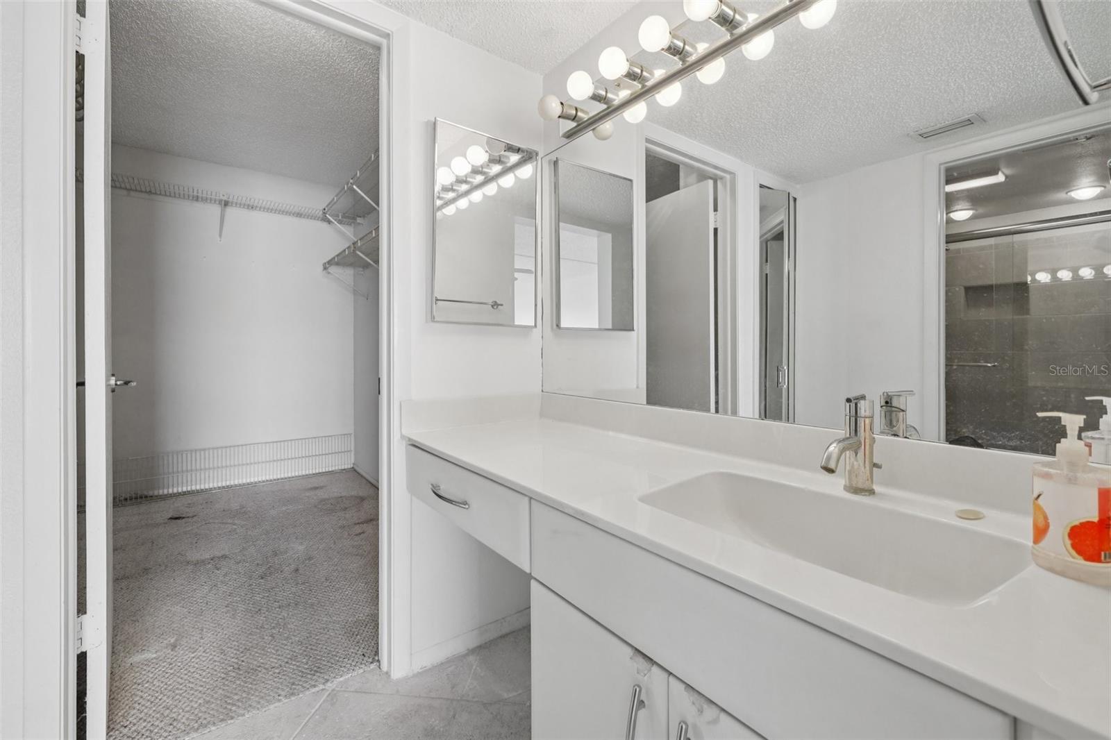 BAY ISLAND GROUP 15 - Residential