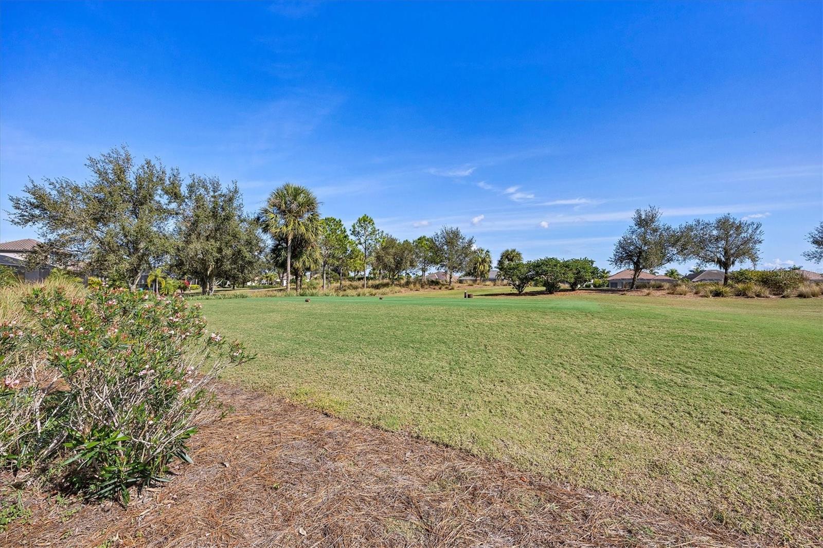 ESPLANADE GOLF AND COUNTRY CLUB - Residential