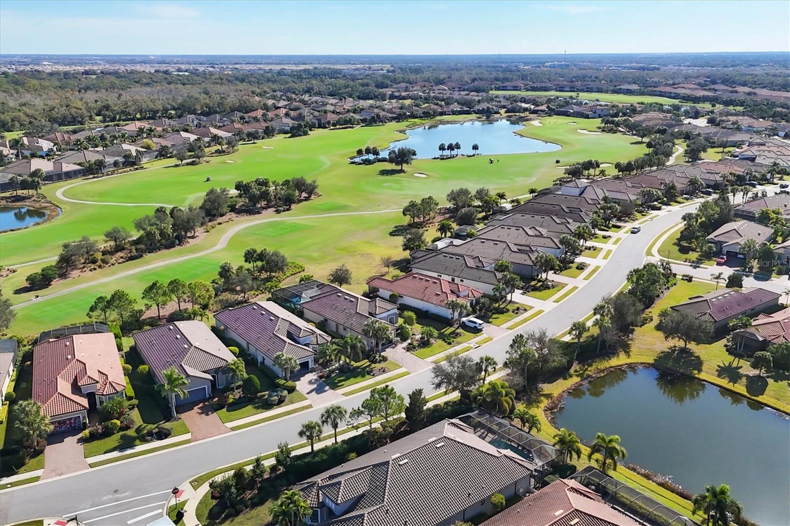 ESPLANADE GOLF AND COUNTRY CLUB - Residential