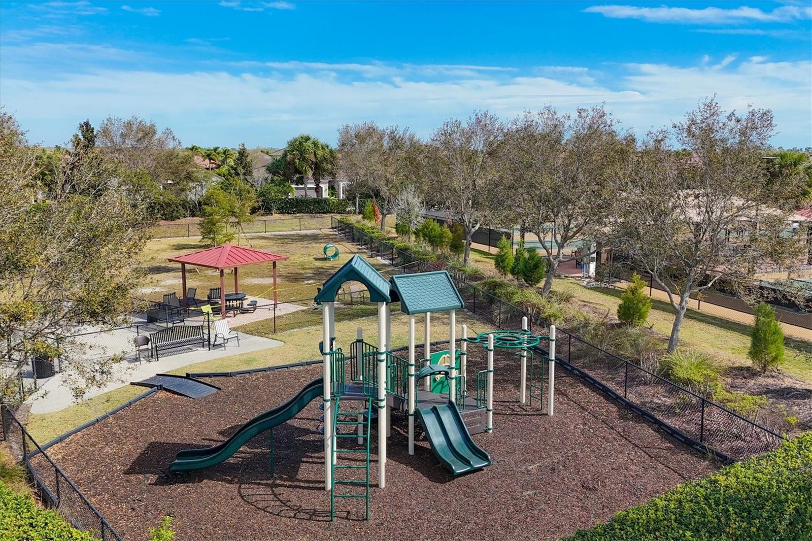 ESPLANADE GOLF AND COUNTRY CLUB - Residential