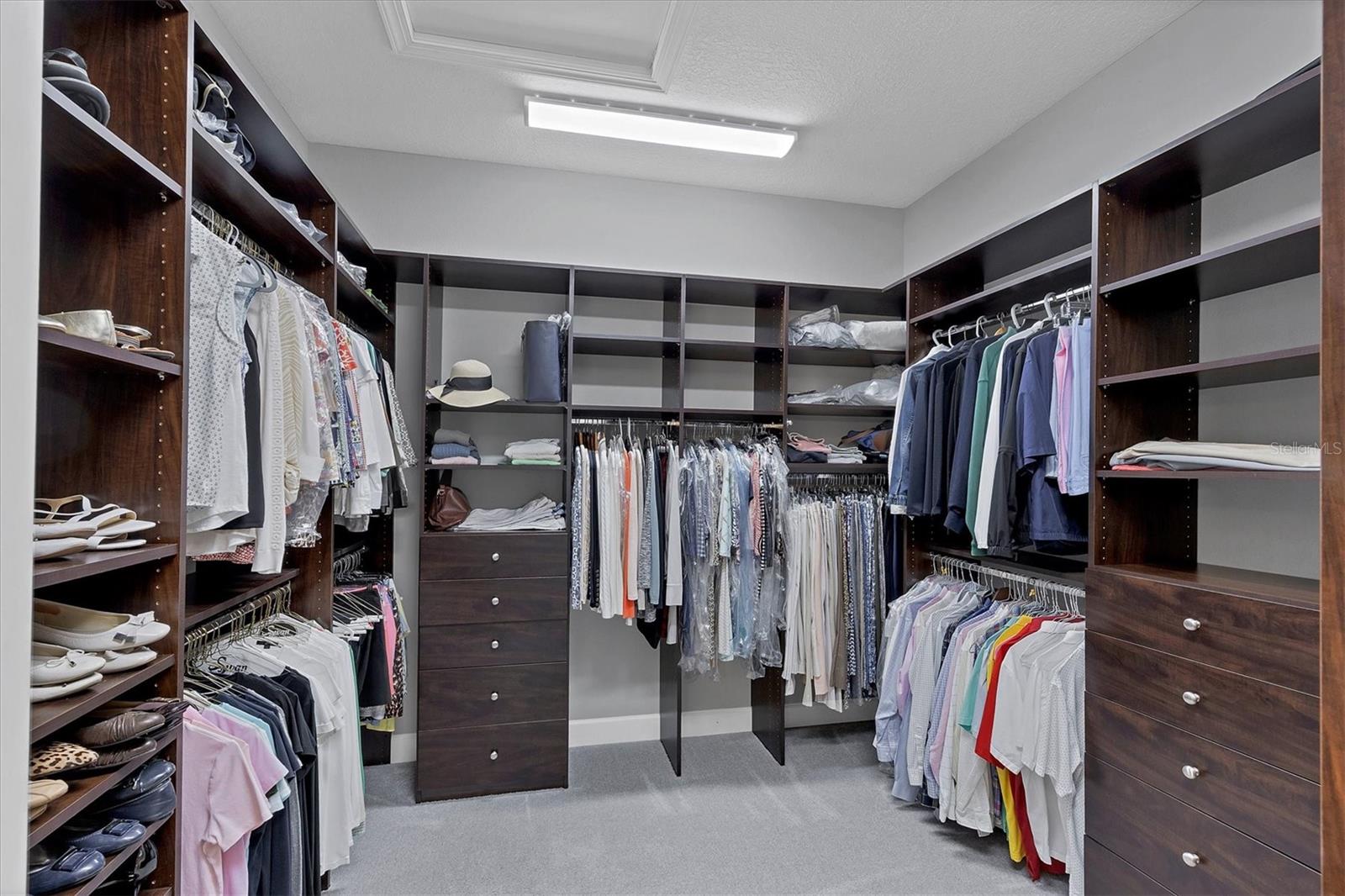 ESPLANADE GOLF AND COUNTRY CLUB - Residential