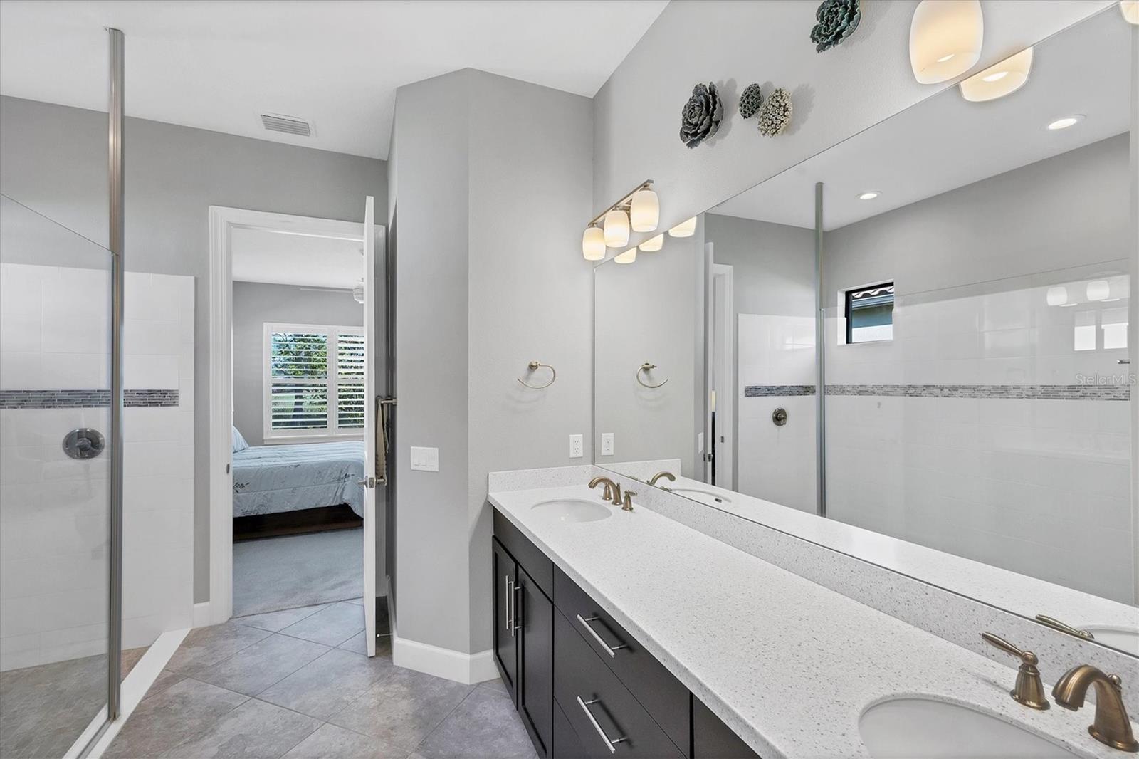 ESPLANADE GOLF AND COUNTRY CLUB - Residential