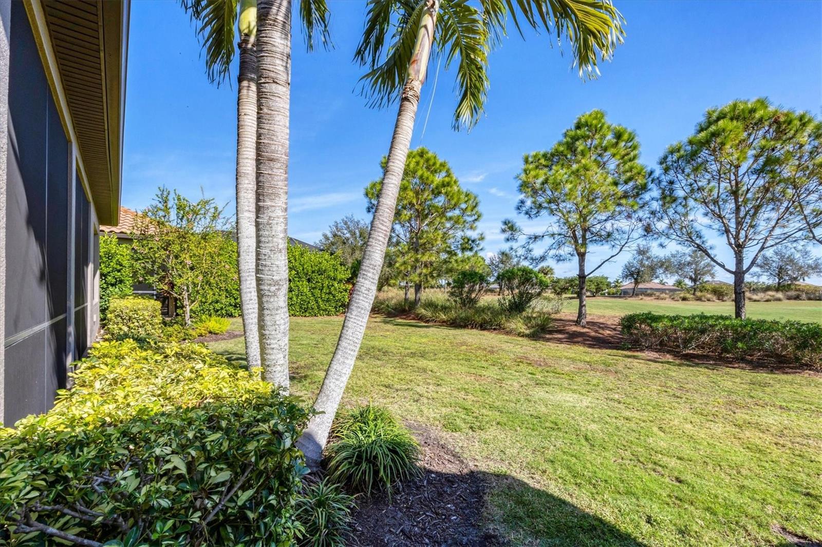 ESPLANADE GOLF AND COUNTRY CLUB - Residential