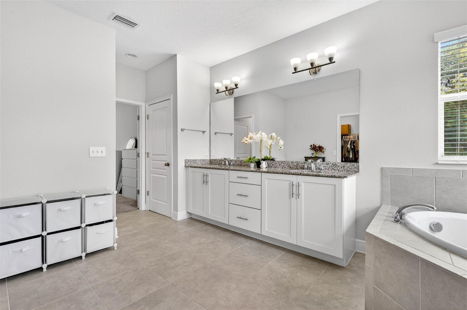 4HA | RIVERSIDE NORTH - Residential