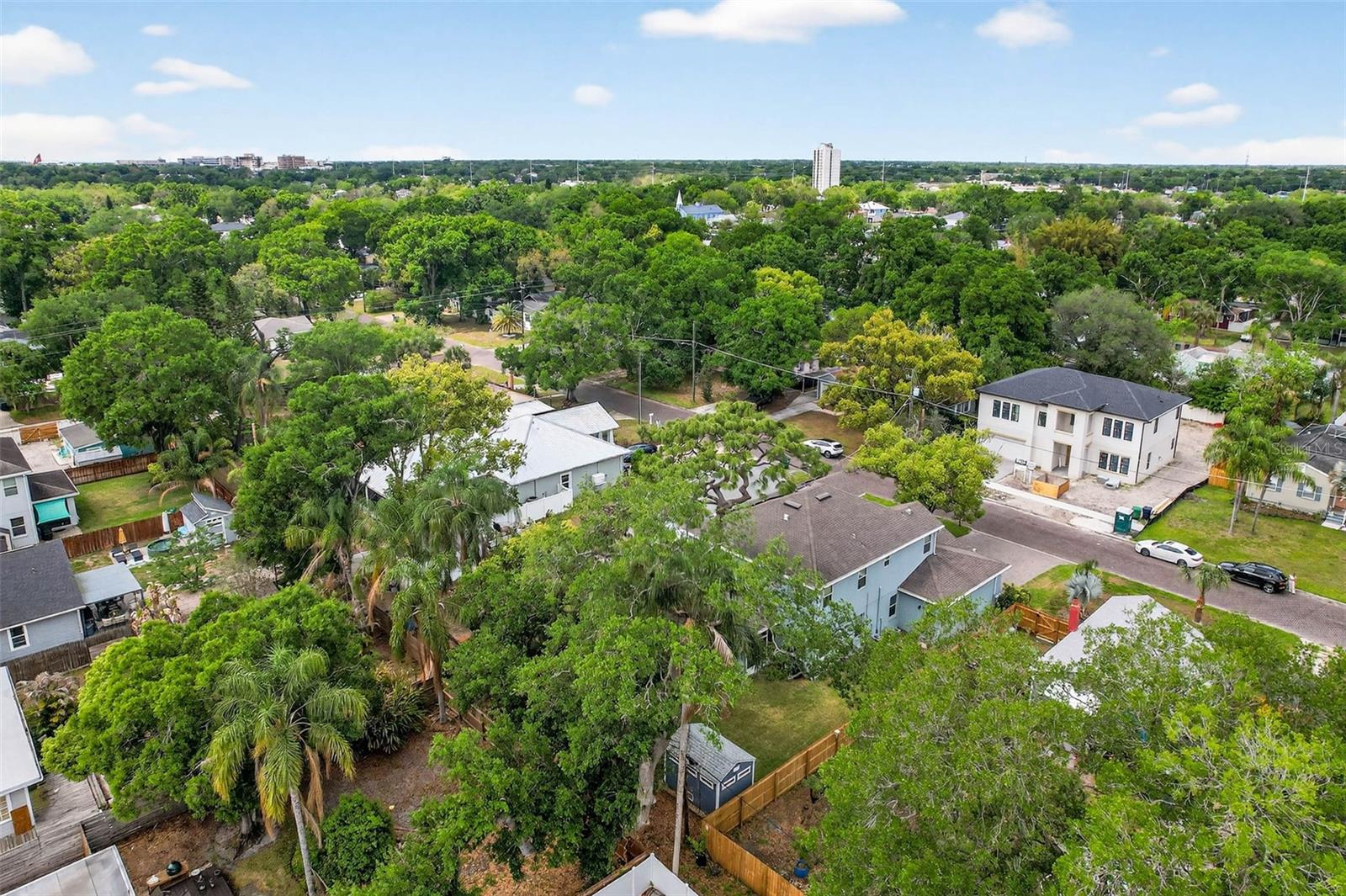 4HA | RIVERSIDE NORTH - Residential