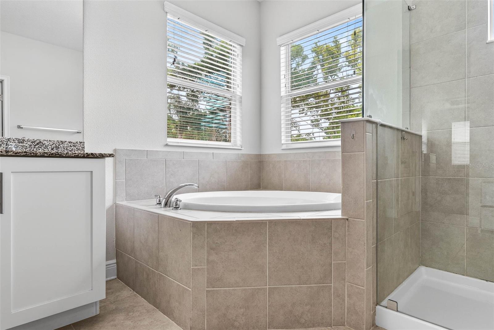 4HA | RIVERSIDE NORTH - Residential