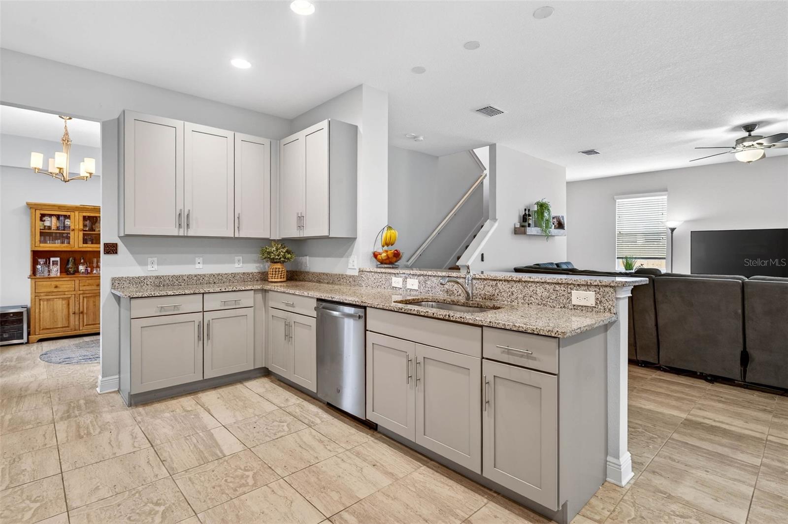 4HA | RIVERSIDE NORTH - Residential