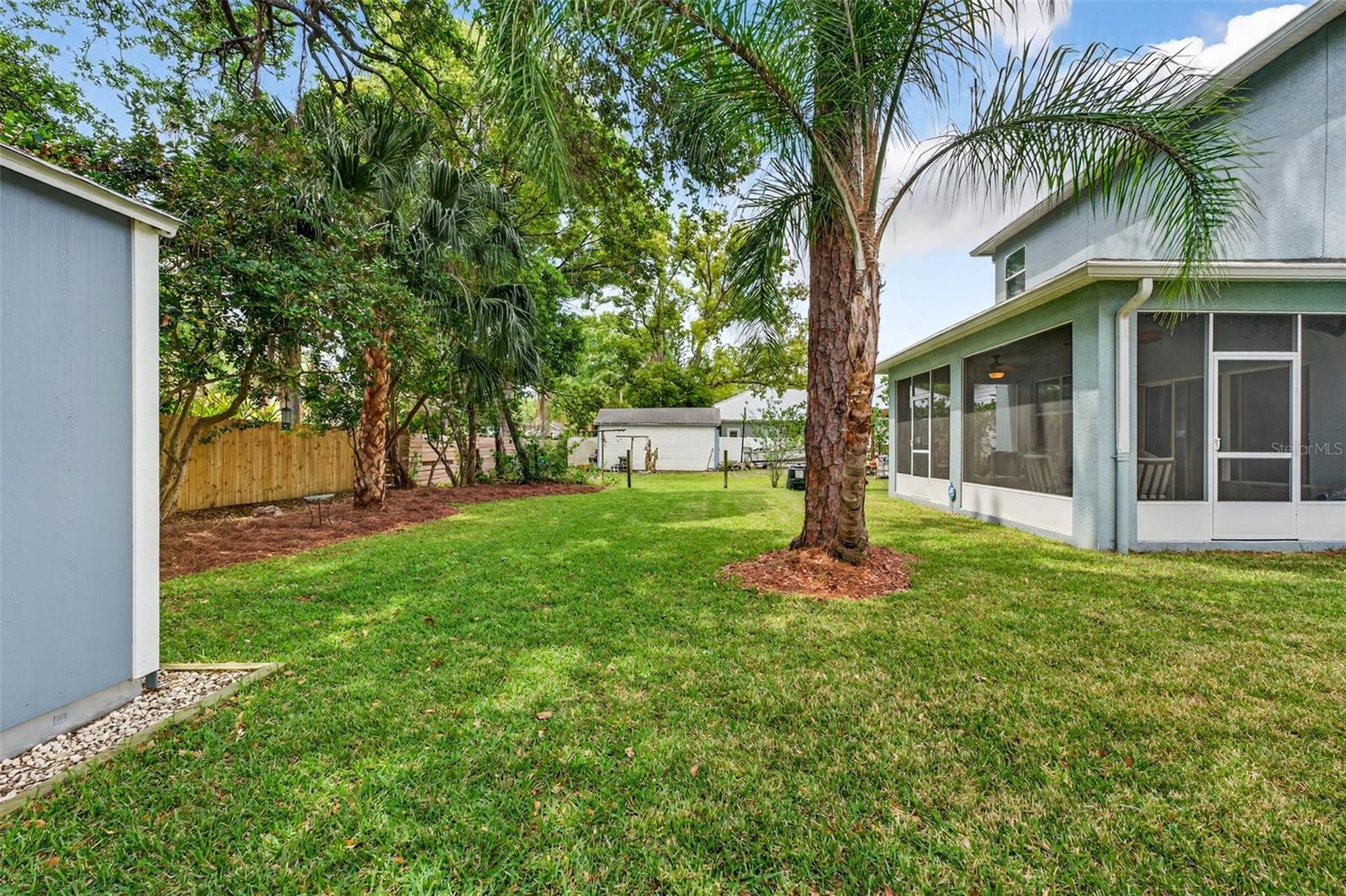 4HA | RIVERSIDE NORTH - Residential