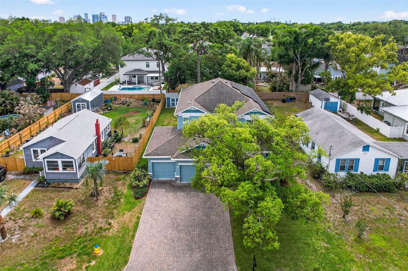 4HA | RIVERSIDE NORTH - Residential