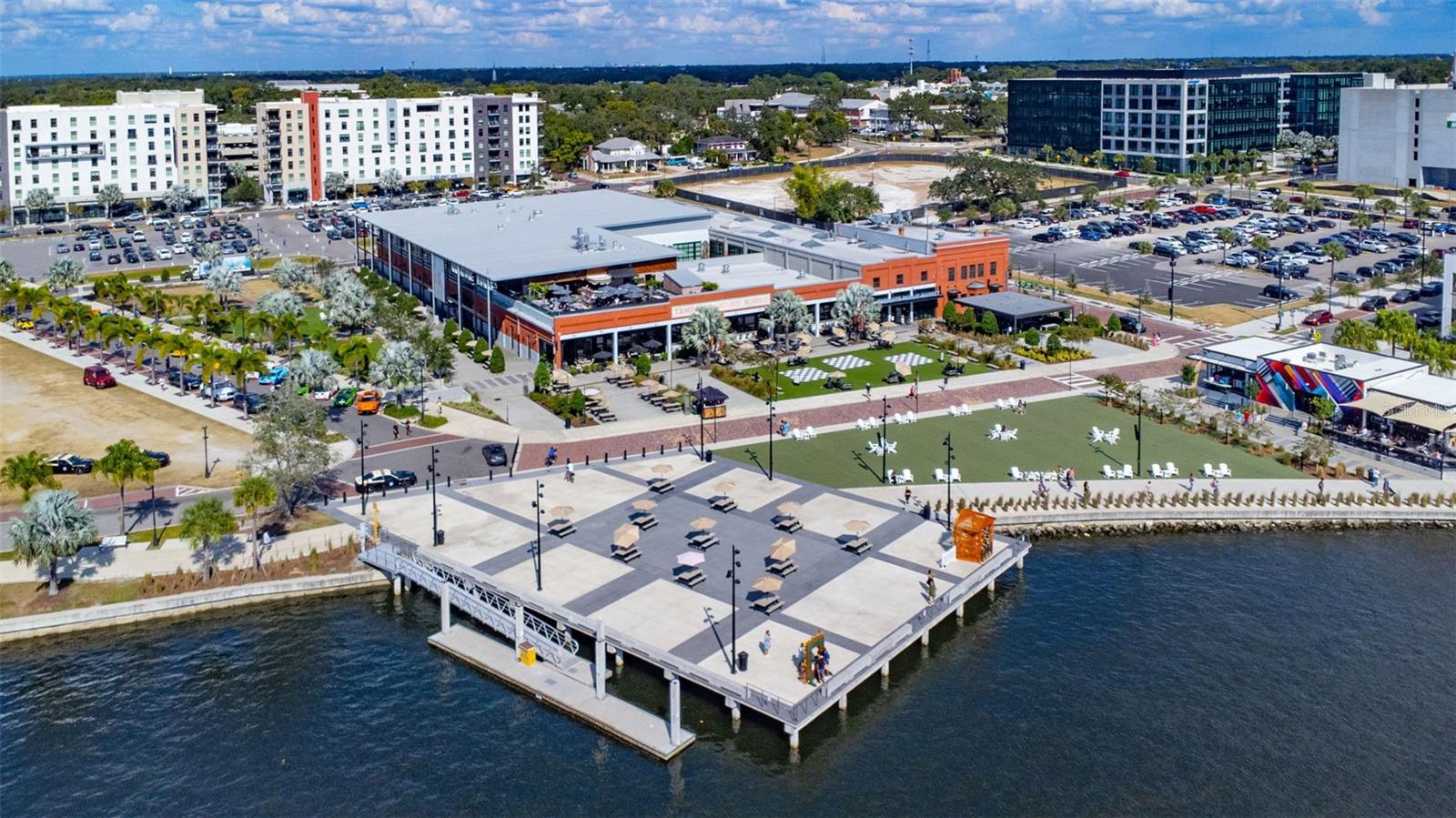 4HA | RIVERSIDE NORTH - Residential