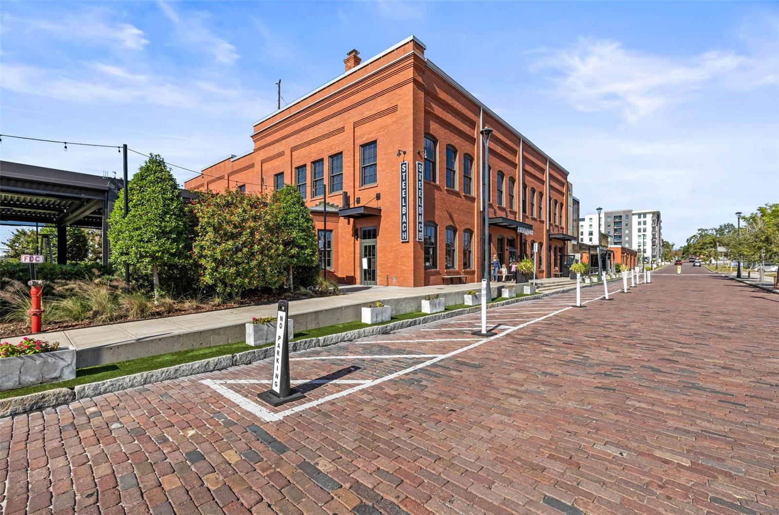 4HA | RIVERSIDE NORTH - Residential