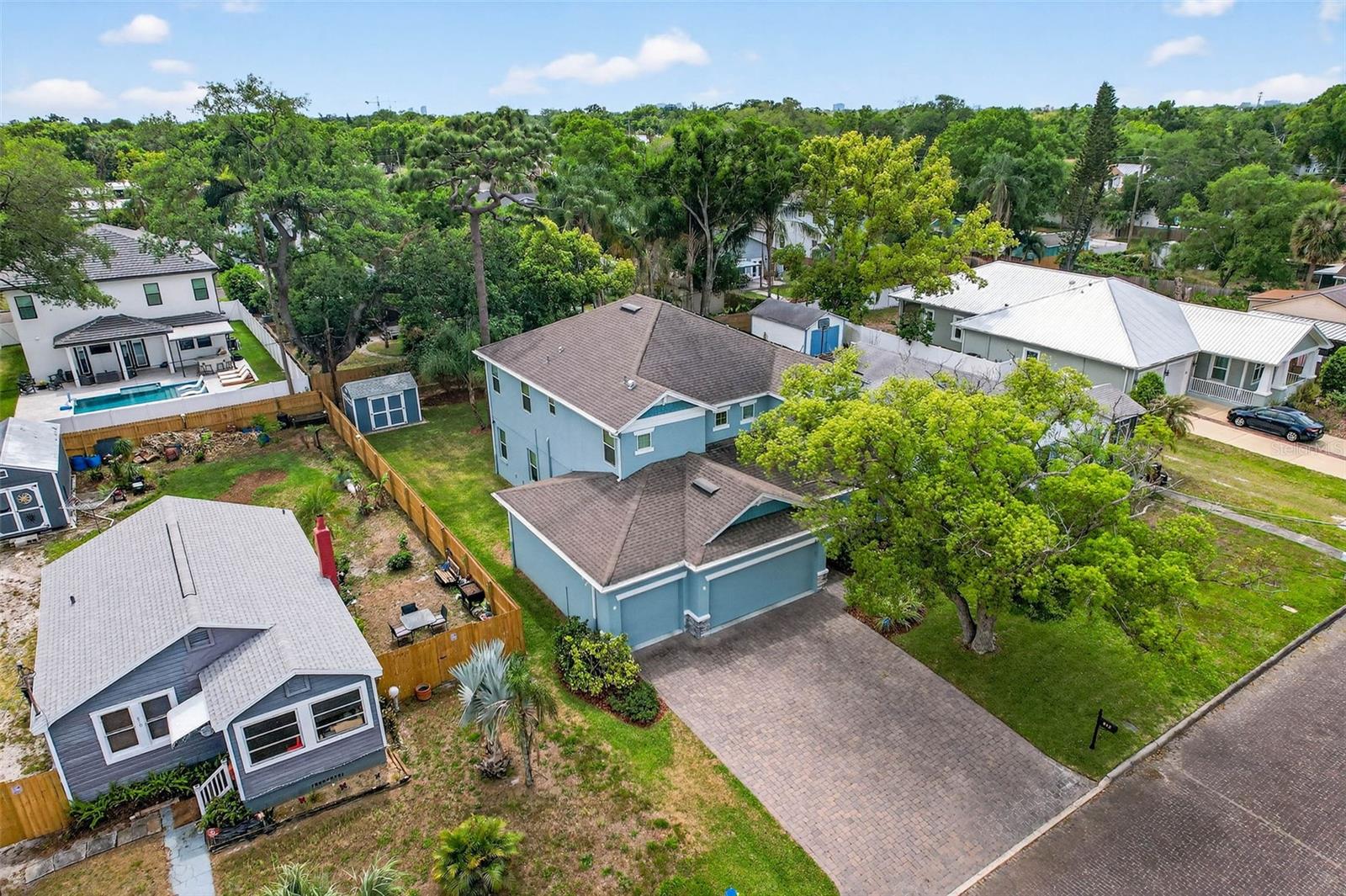 4HA | RIVERSIDE NORTH - Residential