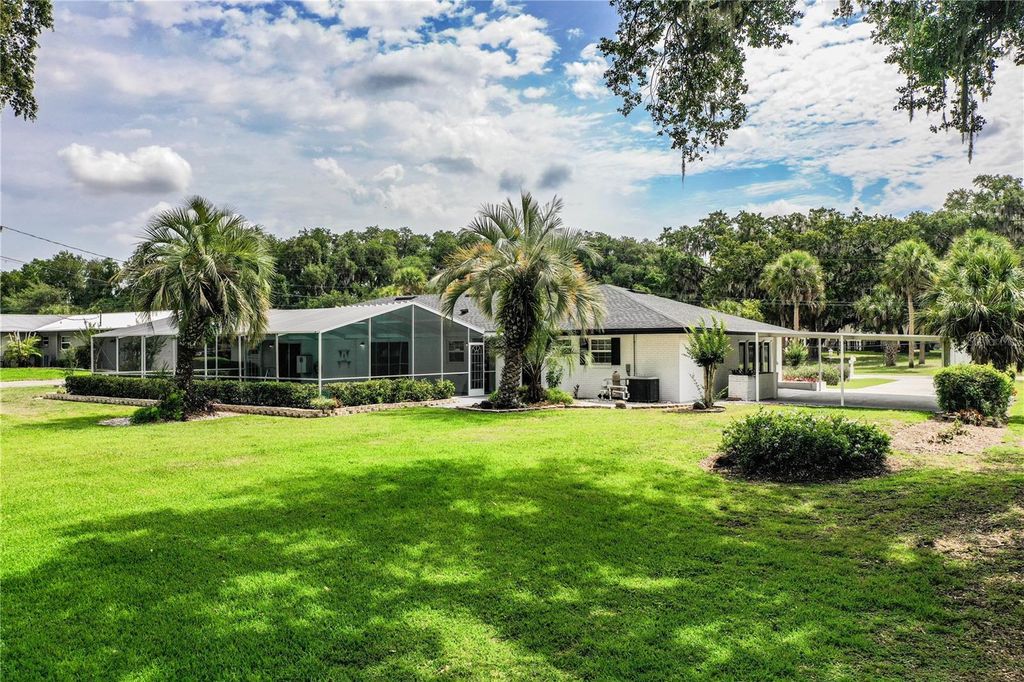 Photo of 395 Peace River Park Road, Bartow, FL 33830 (MLS # L4961868)