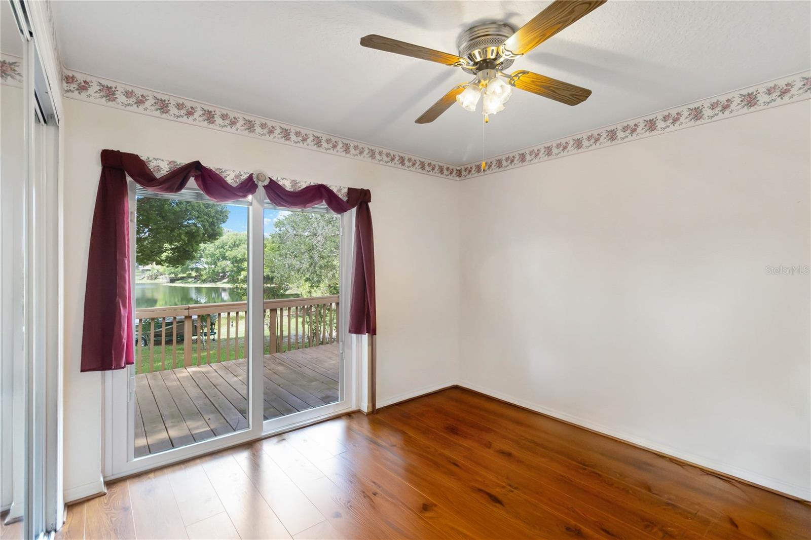 AURORA HOMES SUB - Residential