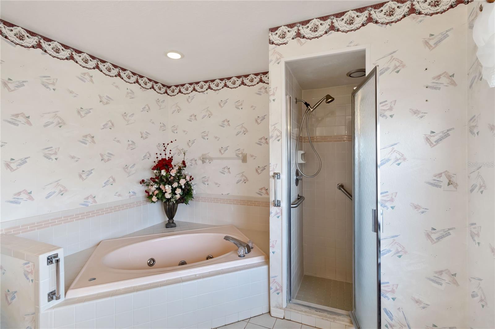 AURORA HOMES SUB - Residential