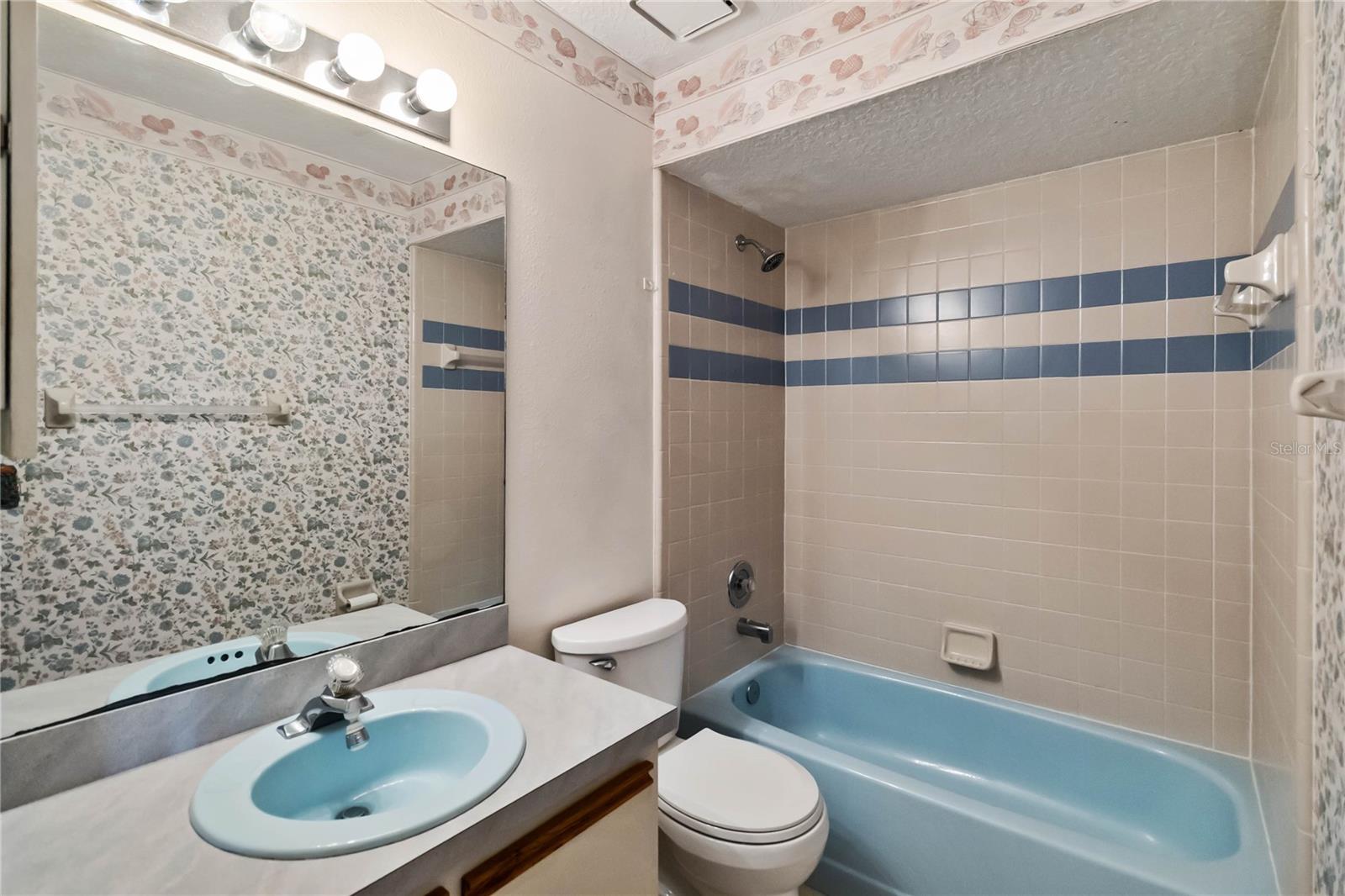 AURORA HOMES SUB - Residential