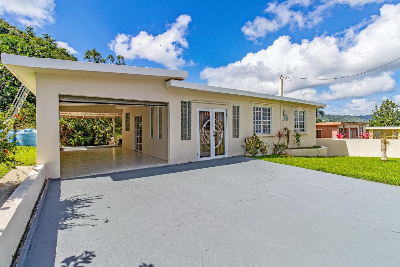 COMM. PLAYITA - Residential Lease