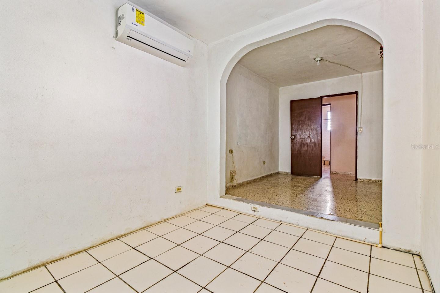 COMM. PLAYITA - Residential Lease