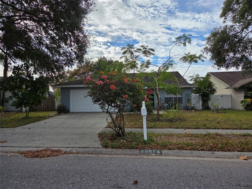 3 bedroom, 2 bath, 2 car garage home in the community of Carpenter's Run in Lutz, a northern suburb of Tampa. Conveniently located close to I-75/I-275, this home features a split-floorplan, fans/lights in every room, stainless steel appliances, fenced yard, enclosed/screened back porch.  Community amenities include Pool, Clubhouse, Playground and Tennis Courts.