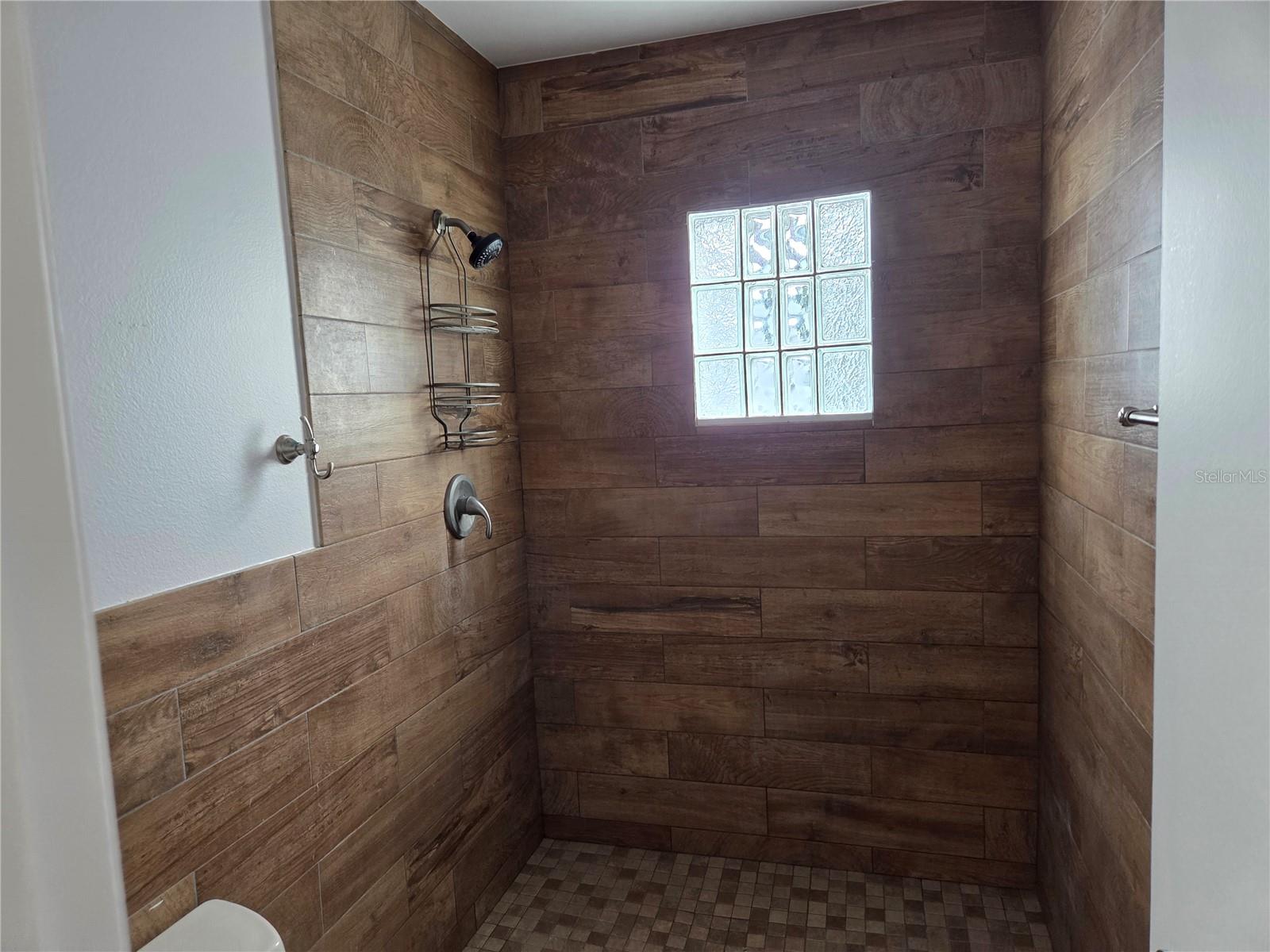 CARPENTERS RUN - Residential Lease